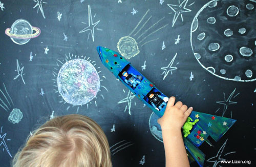 Короткие стихи ко Дню космонавтики для детей 4 лет