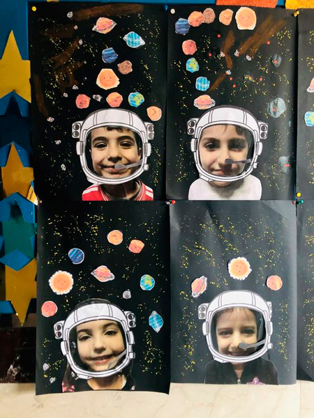поделки ко дню космонавтики для дошкольников из фольги 7
