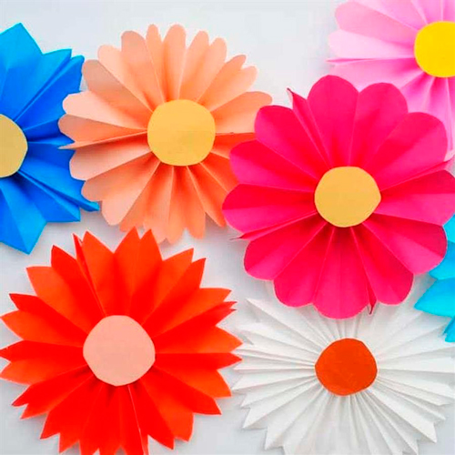 весенние цветы из цветной бумаги своими руками 4