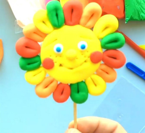 поделка солнце своими руками для детского.сада из пластилина 6