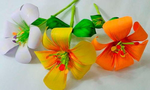 цветы из двухсторонней цветной бумаги своими руками